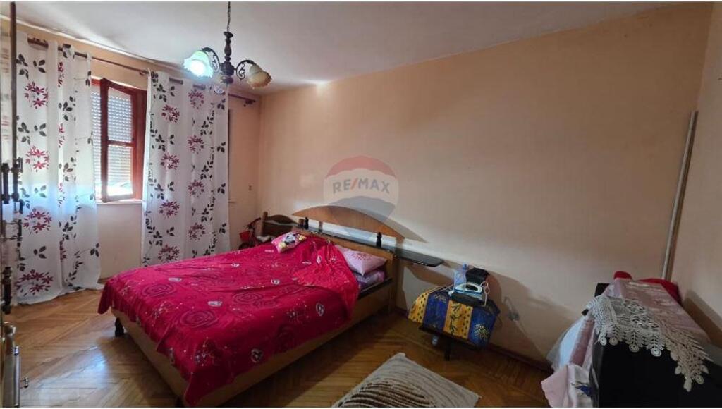 🏢 Appartamento 2+1 in Vendita – Centro di Vlora, vicino al Municipio