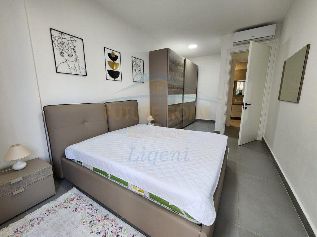 Affitto, Appartamento 2+1+Veranda+Posto Auto, Complesso Forest, Tirana