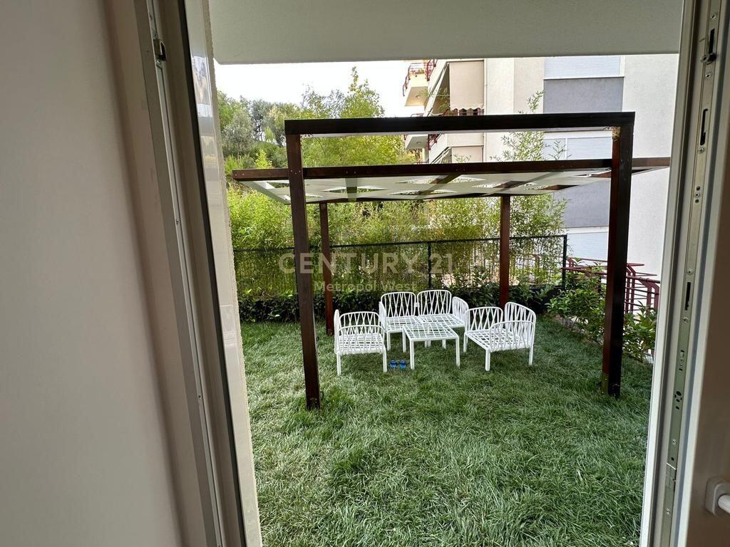 Apartament 2+1+2 me qira tek Kompleksi Fz, Liqeni i Thate