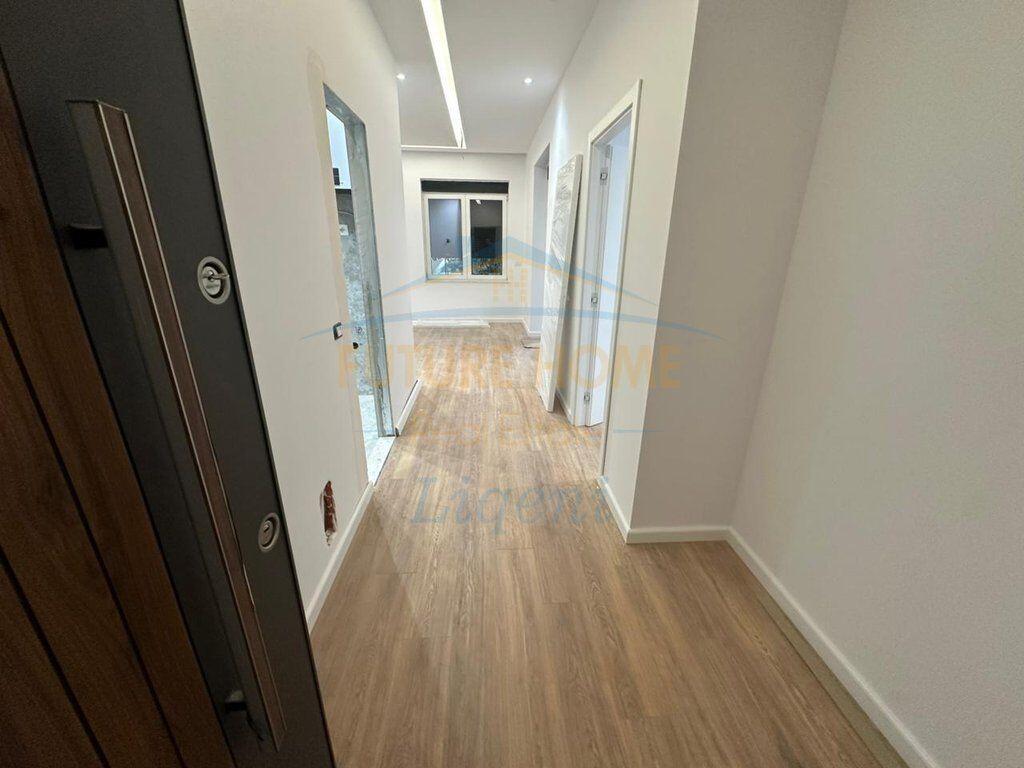 For sale, 2+1 Apartment, Eduard Mano Street, Dry Lake, Tirana.