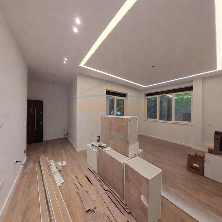 For sale, Apartment 1+1, Eduard Mano Street, Dry Lake, Tirana.