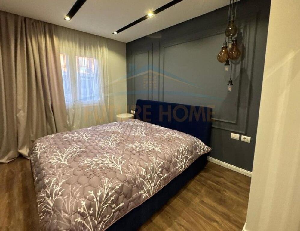 Affitto, Appartamento 3+1+2 +Posto Auto, Centro.