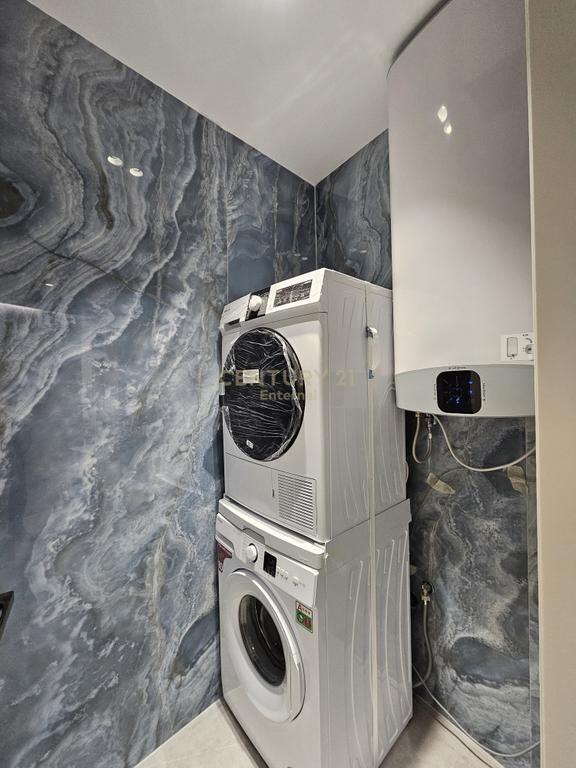 Luxury Apartment 2+1+Parking for Sale in Lake View 500,000 € Total Area 130m2