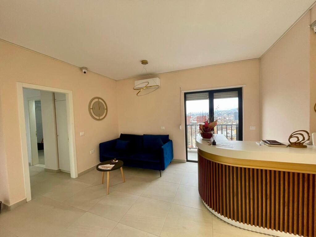 📣 SHITET Apartament 3+1 Me 2 Tualete 📍 Prane Viles Gold 🛣️ Rruga e "Dibres" 💶 261.000 Euro ✨