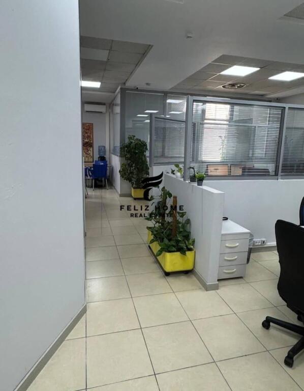 OFFICE FOR RENT 916 M2 KAVAJES ROAD 18,000 EURO