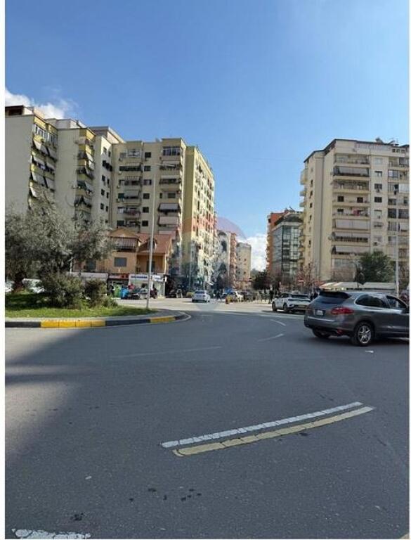 Ufficio - In Vendita - Comune di Parigi, Tirana(ID: 530491001-569)