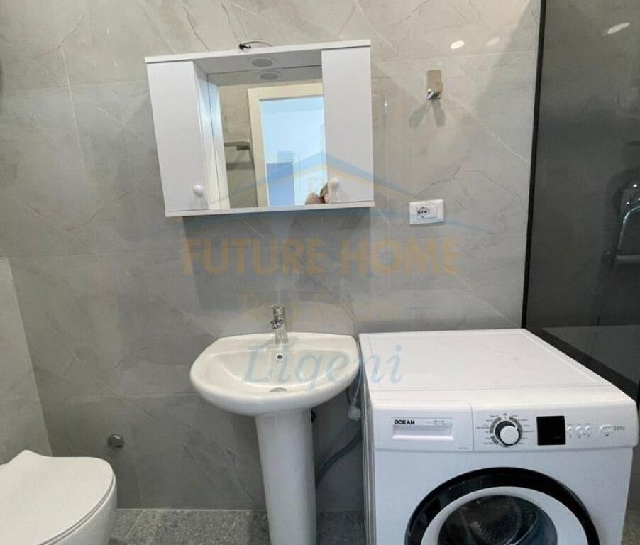 Apartament 1+1 me qera tek Kopshti Botanik.