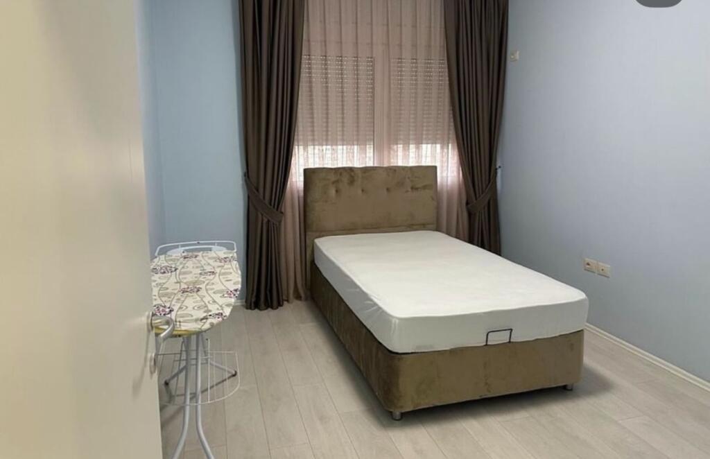 🏡 Jepet me Qira Apartament 3+1+2 + Garazh – Kompleksi FZ