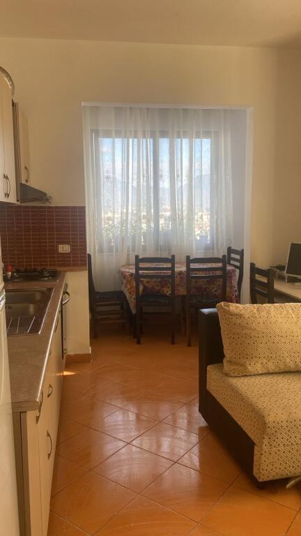 Nela 6 yzberisht Apartament 1+1 i mobiluar.
