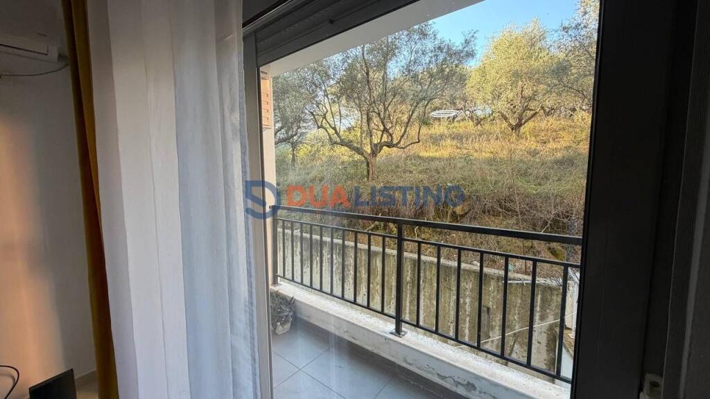 QIRA , APARTAMENT 3+1+2 LIQENI I THATE