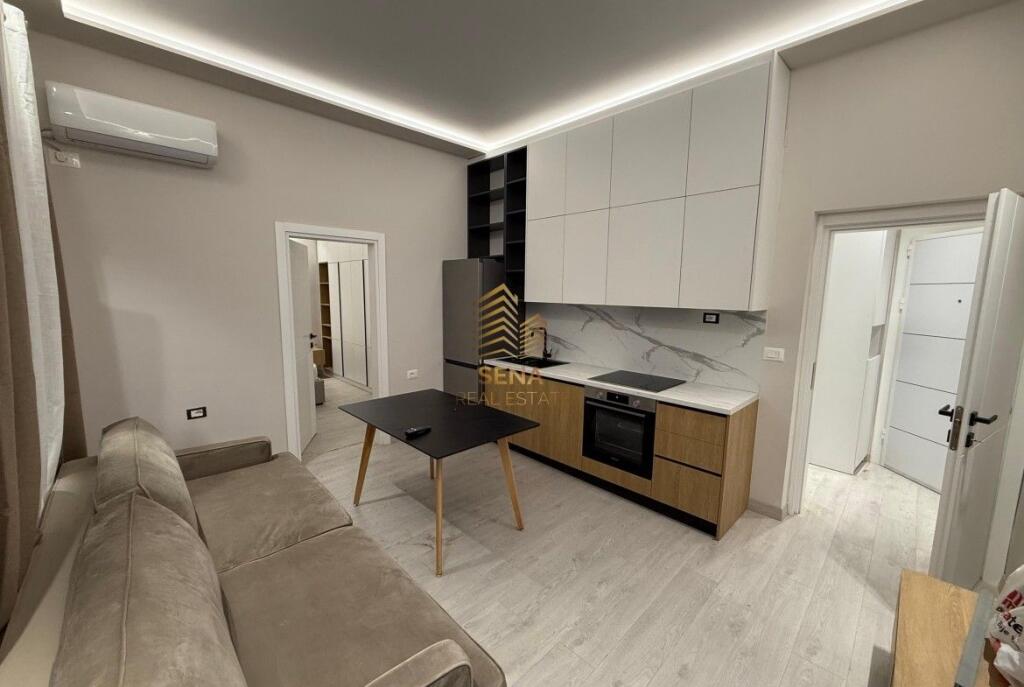 Rent, Apartment 1+1, Center – Zogu i Pare Boulevard, 700 Euro/month