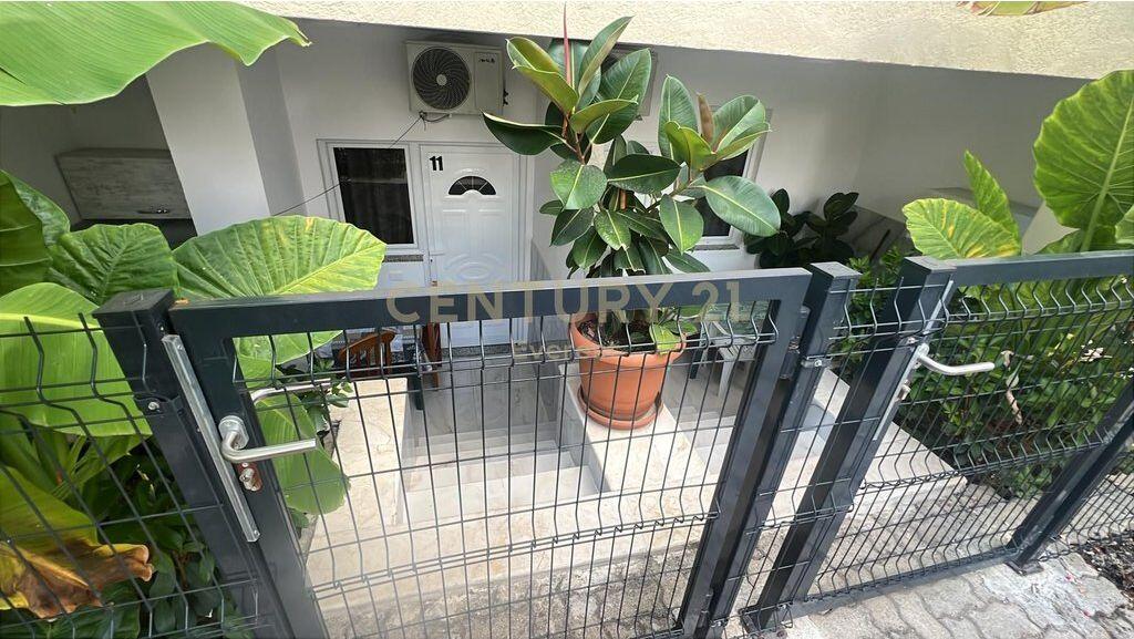 🌊 Hotel in Affitto con 22 Monolocali a Shkëmbin e Kavajës – Investimento Turistico