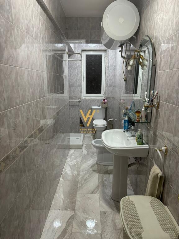 JEPET APARTAMENT 1+1 ME QIRA TE STADIUMI DINAMO 50.000 LEKE