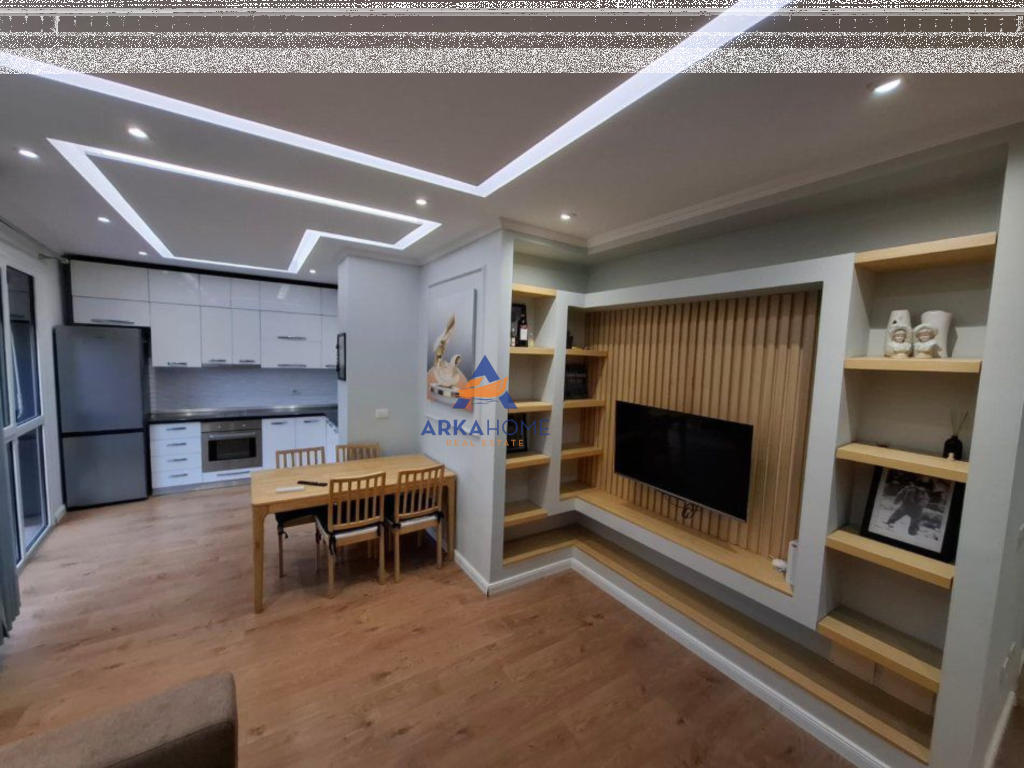 AFFITTASI APPARTAMENTO 1+1+BALCONE "TE ZOGU I ZI" 600 EURO