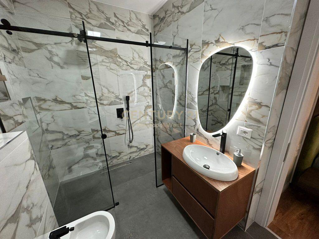 Apartament 2+1+2 me qira tek Kompleksi Fz, Liqeni i Thate