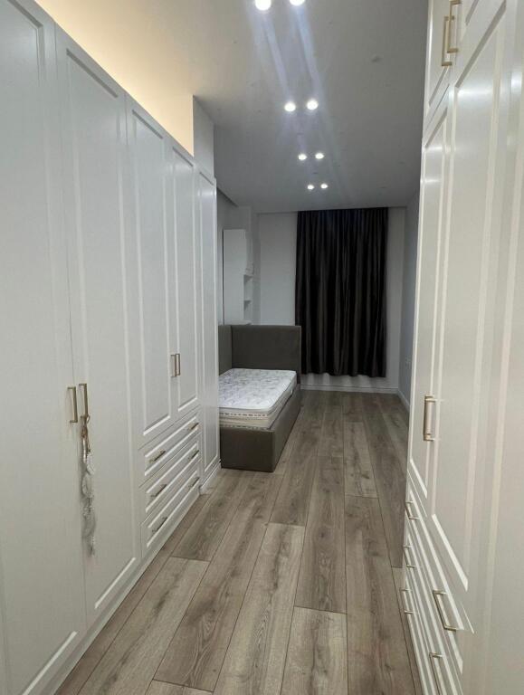 Apartament 2+1+2 me parkim per qira te stadiumi Air Albania