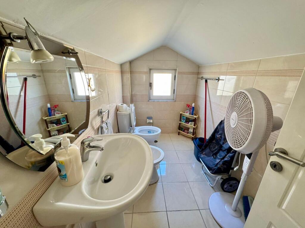 📣 SHITET DUPLEX 👉 Tipologji 3+1 Me 2 Tualete 📍 Prane Medresese 🛣️ Rruga e "Dibres" 💶 159.000 Euro ✨  