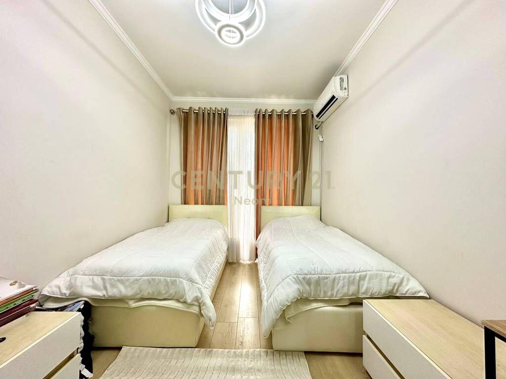 SHITET APARTAMENT 2+1 NE SHKOZE!