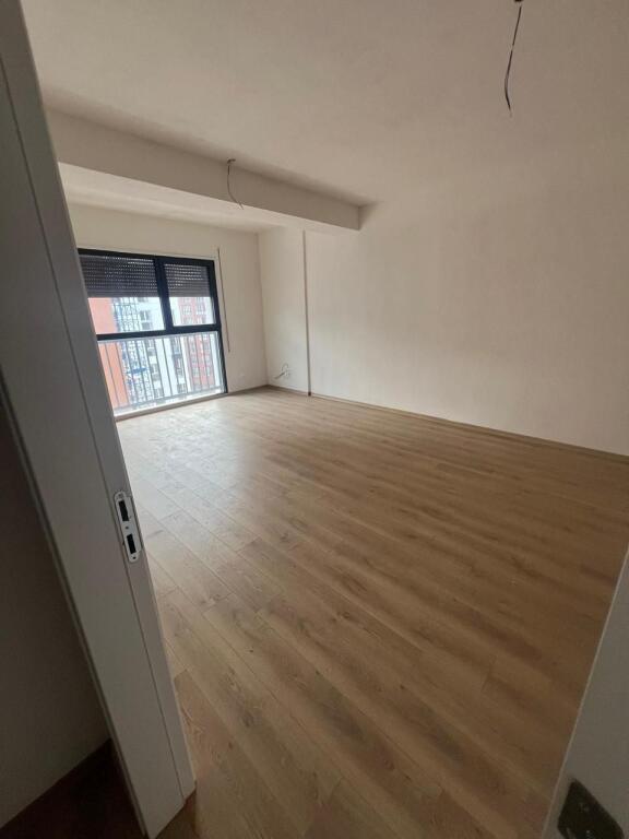 🏢 UFFICIO IN AFFITTO📍 Nuovo Boulevard💶 Prezzo: 690 EUR / mese (parcheggio incluso)