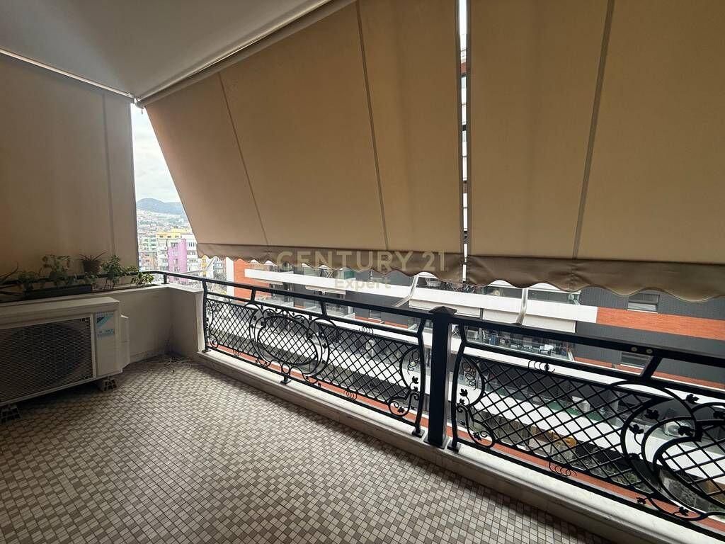 Jepet me qira apartament 3+1+2 me post parkimi – Kompleksi Delijorgji