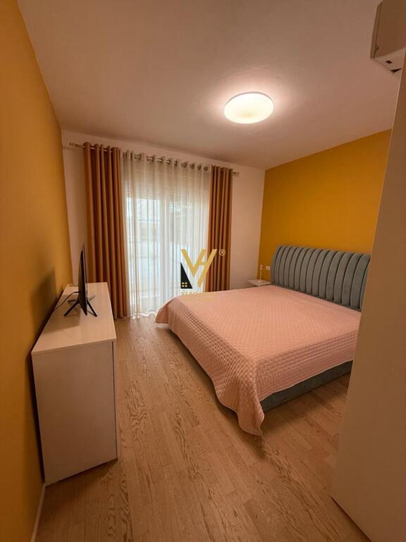 JEPET APARTAMENT 3+1+3+2BLK ME QIRA TE RZ.TOUCH OF SUN, SAUK 180.000 LEKE
