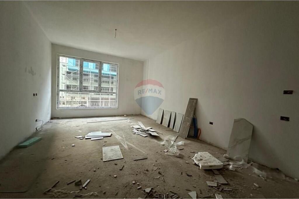 Apartment 1+1 for sale in Porcelan