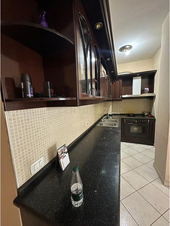 5 MAJI, APARTAMENT 1+1 PER QIRA 350 € /Muaj