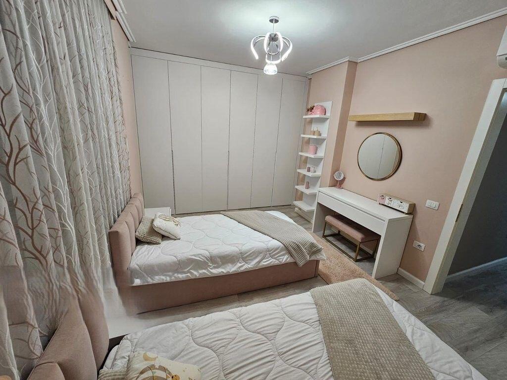 Appartamento 2+1+2+posto auto in affitto nel complesso Sima Com, Nuovo Anello. 800 € /Mese
