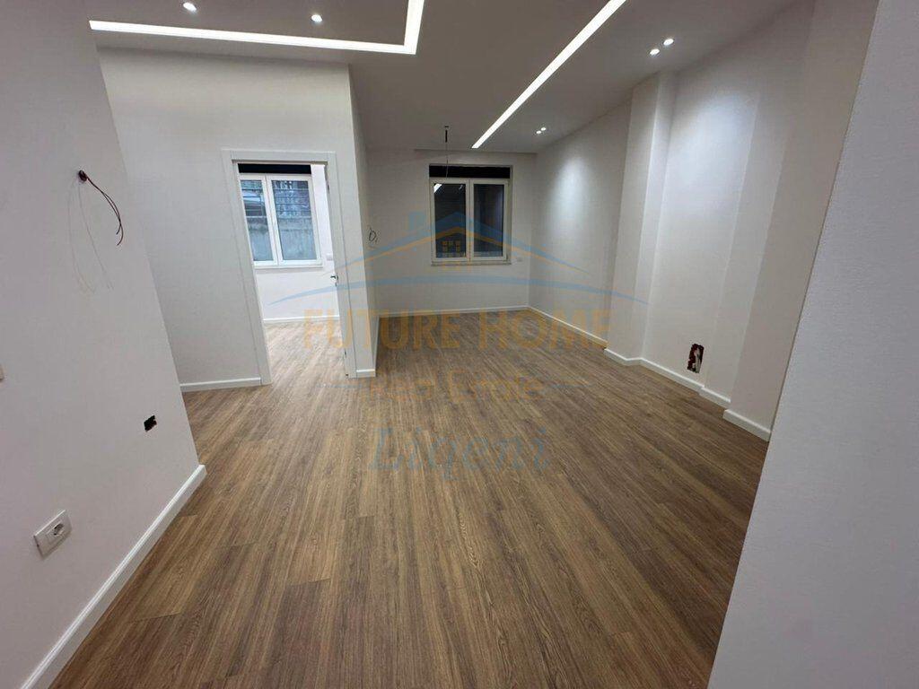 For sale, Apartment 1+1, Eduard Mano Street, Dry Lake, Tirana.