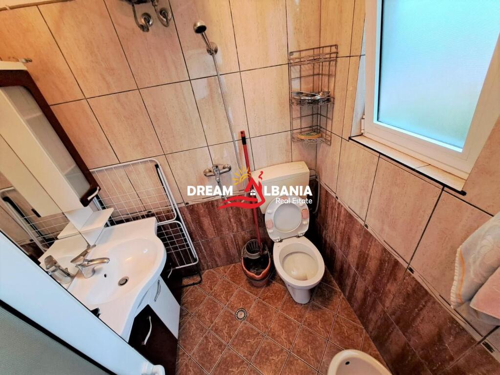 Apartament dublex 3+1 me verande dhe 1 dhome bodrum ne shitje ne rrugen Jordan Misja ne afersi te Gjykates se Krimeve te Renda ne Tirane (ID 4139139)
