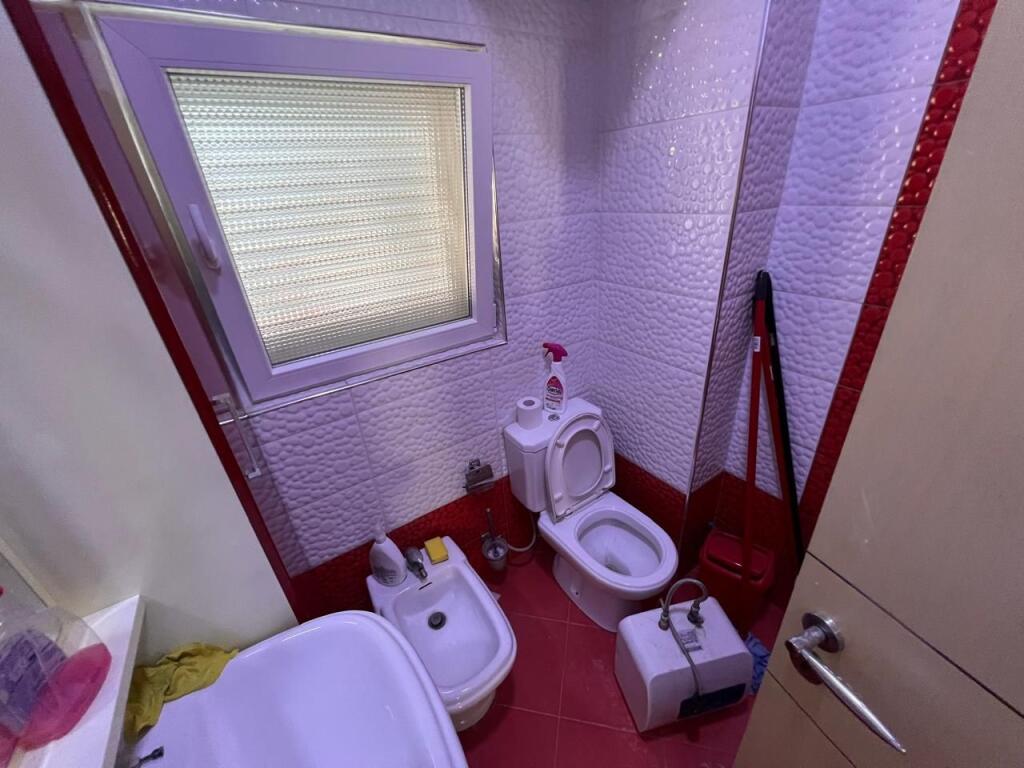 Shitet Apartament 2+1 në Fresk