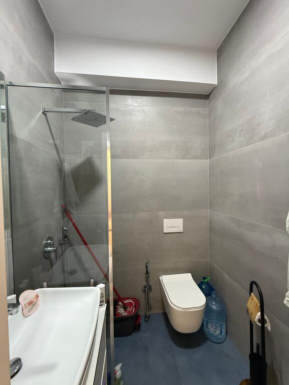 Tek Vilat Alexandros, Shitet Apartament I Investuar Me Cmim Okazion 1460 Euro/m²!