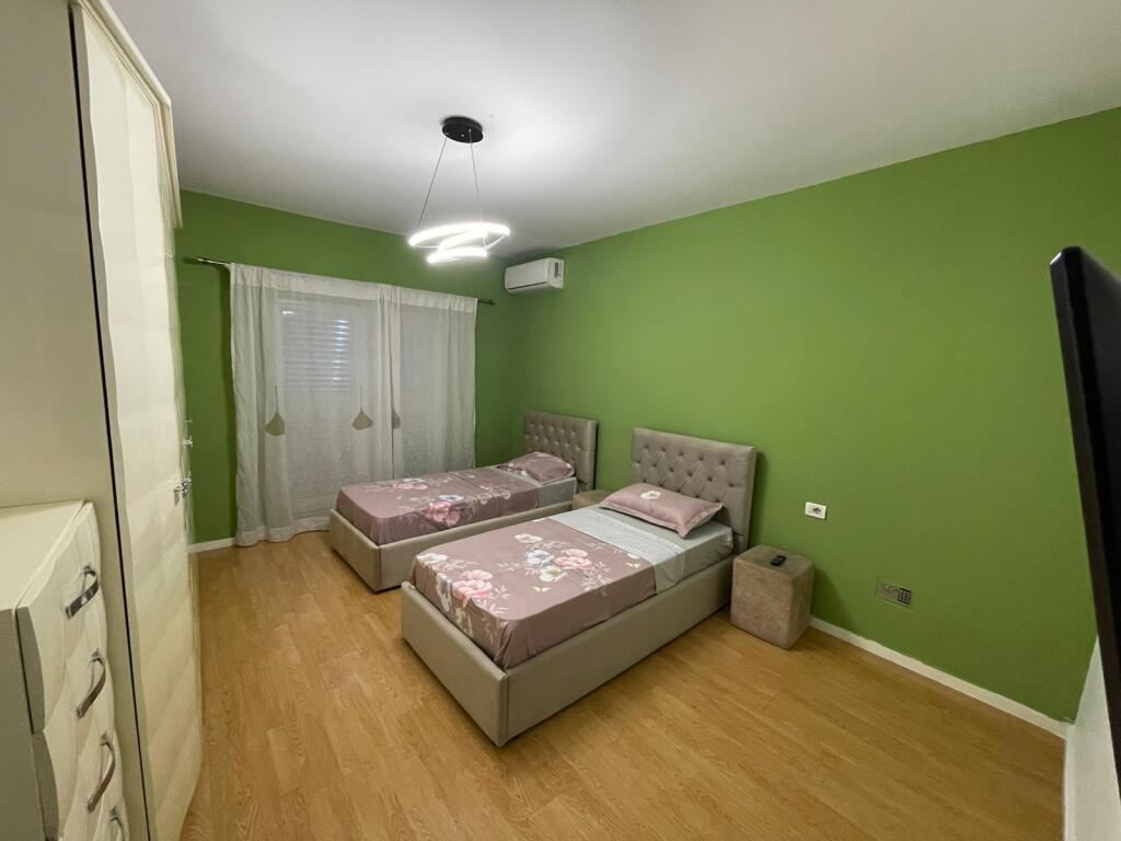 Affitto Appartamento 2+1+2 a Kristali Di fronte a Goa Lounge, Comune di Parigi