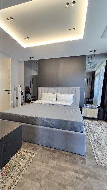 Appartamento 3+1+2 Posti Auto in Vendita a Lake View!! 780.000 € Superficie Totale 192m2