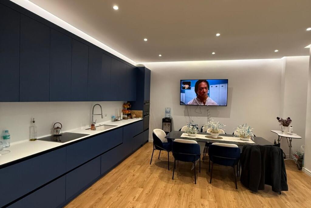 Tek Vilat Alexandros, Shitet Apartament I Investuar Me Cmim Okazion 1460 Euro/m²!