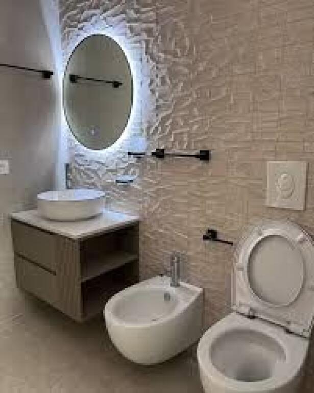 OFFICE FOR RENT 80 M2 MYSLYM SHYRI 600 EURO