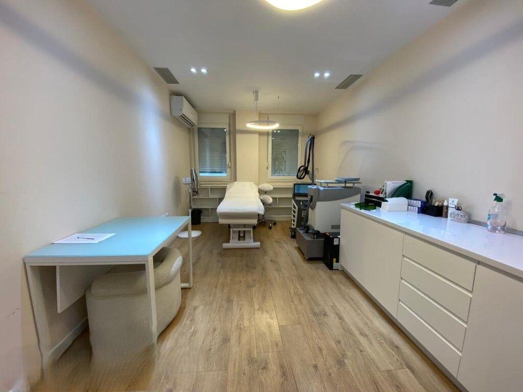 NE KOMUNEN E PARISIT JAPIM ME QIRA AMBIENT PER KLINIKE 1,100 € /Muaj