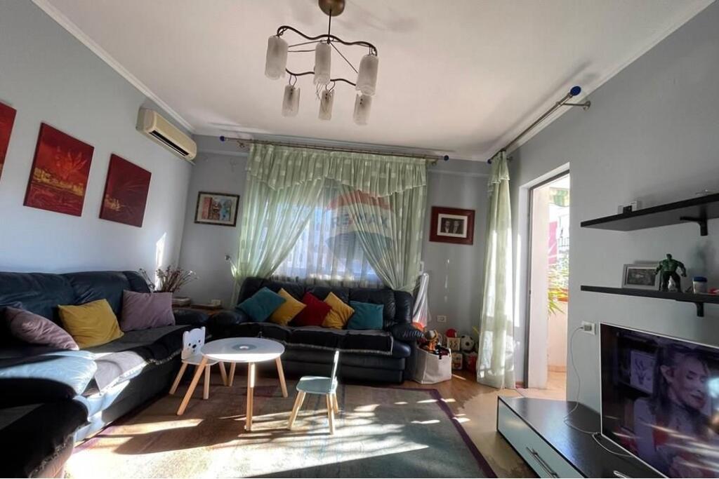 3+1 APARTMENT FOR SALE NEAR NOBIS