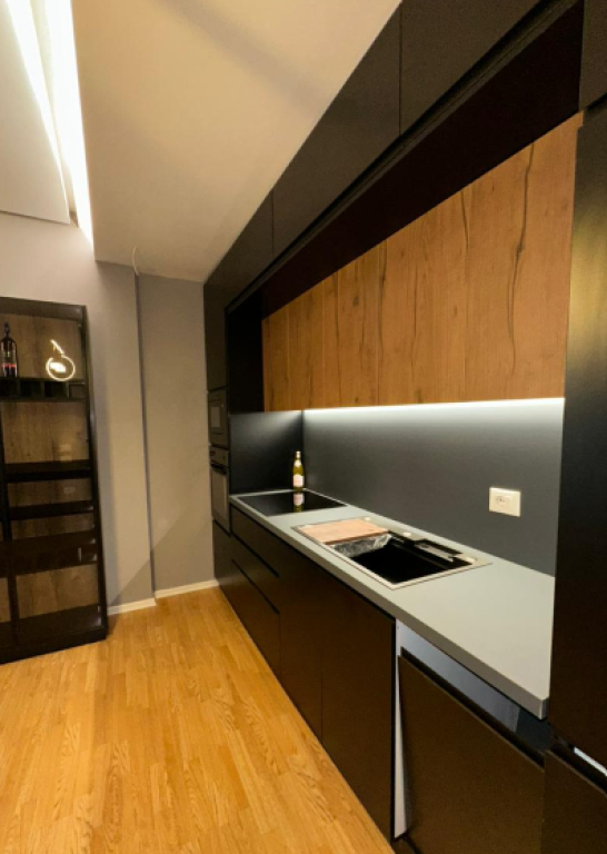 🏠 Appartamento 2+1 in affitto – Centro - 101m²