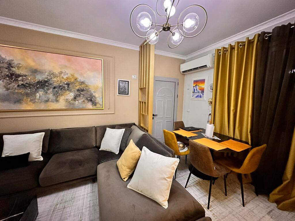 Apartment for sale at Eleonor !