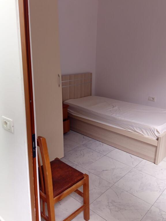 MONOLOCALE 250 EURO LEKE.CITTÀ STUDENTI.