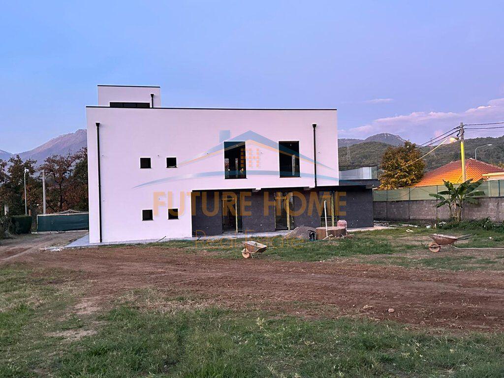 Affitto, Edificio commerciale + Terreno, Berzhitë.