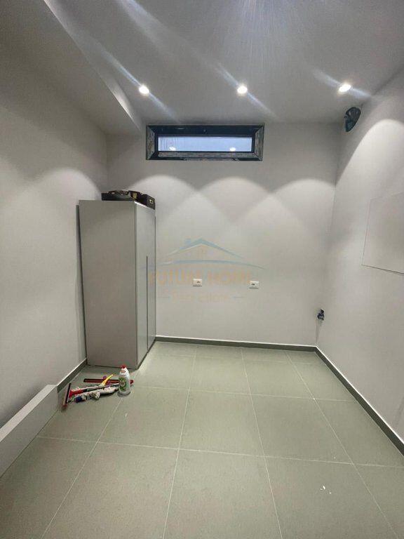 Affitto, Villa su 2 piani, Farke