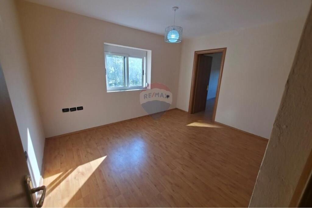 Apartment - For Sale - Medrese Market, Tirana