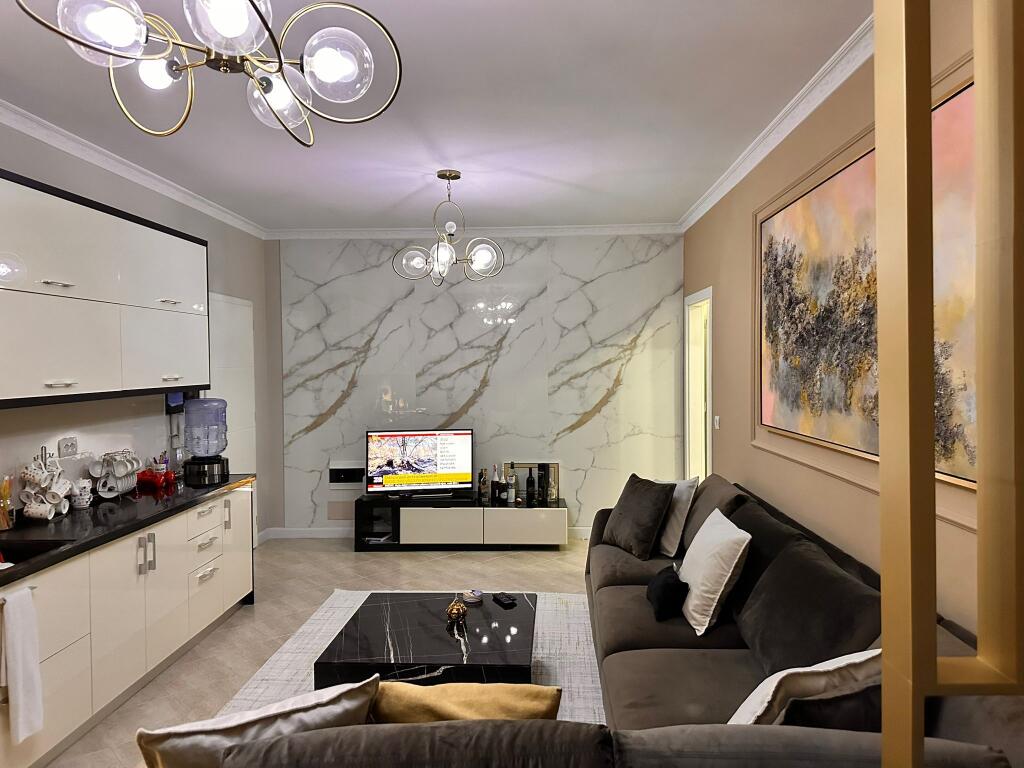 Apartment for sale at Eleonor !