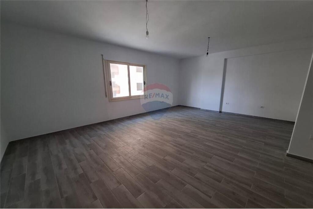 🏡 Appartamento 2+1 in Vendita – Via Gjergj Kastrioti, Vlora
