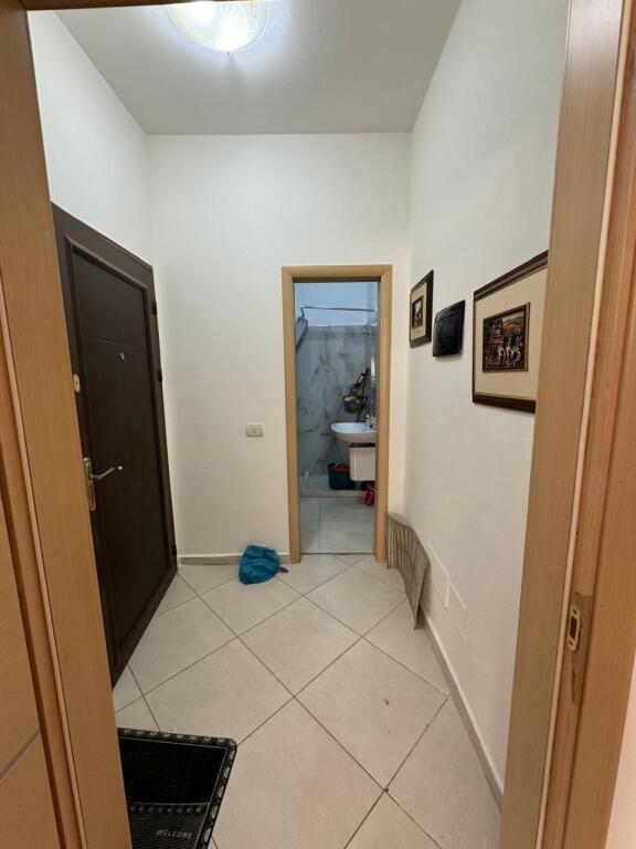 Appartamento 2+1 in affitto vicino al tribunale di Durazzo