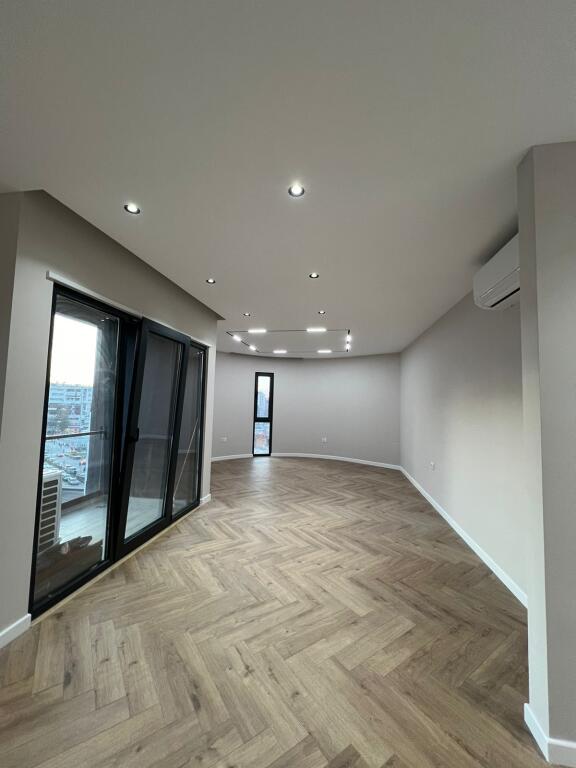 Business Premises for Rent – OASIS Residence ASTIR