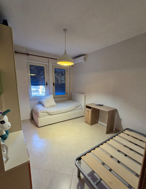 🏠 Appartamento 2+1+2 in affitto – Via Kosovareve