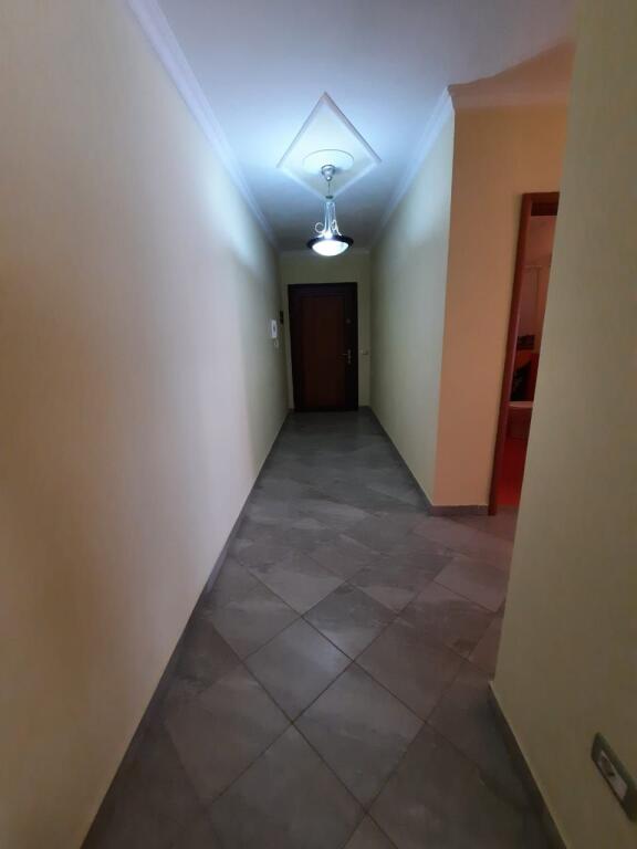 Jepet apartament me qera 2+1 LAGJA 13 DURRES me pamje deti